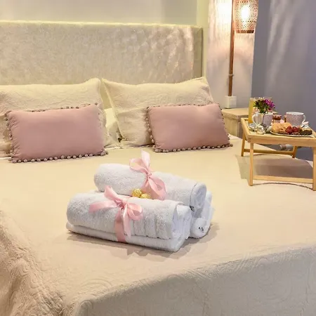 Apartament 16 *